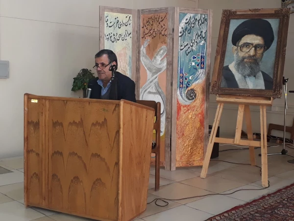 دکتر ساکی در آیین گشایش دوره آموزشی مهارت آموزان ماده 28 در مرکز شهید شرافت تهران :
برای رشد و پیشرفت در حرفه معلمی هیچ پایانی وجود ندارد 2