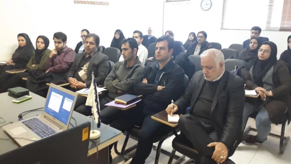 پژوهشکده مطالعات تربیت معلم با همکاری مرکز شهید شرافت برگزار نمود :
نشست علمی - تخصصی چیستی و چرایی درس پژوهی 2