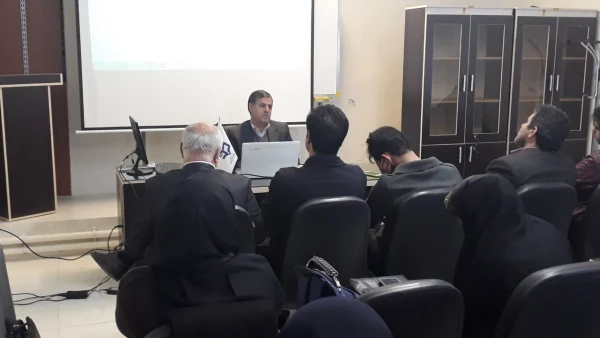 پژوهشکده مطالعات تربیت معلم با همکاری مرکز شهید شرافت برگزار نمود :
نشست علمی - تخصصی چیستی و چرایی درس پژوهی 2